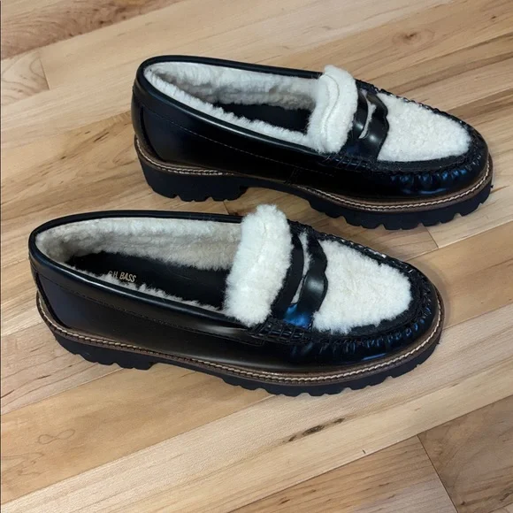 GH Bass Woman’s Weejuns Whitney Cozy Penny Loafers - Picture 2 of 3